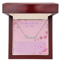 "Personalized Name Necklace – A Timeless Expression of Love"